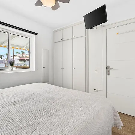 Apartment Modern Retreat